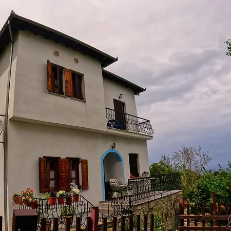 Ferienhaus Katafigio In Village