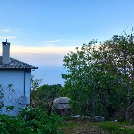 Ferienhaus Katafigio In Village