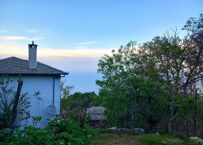 Ferienhaus Katafigio In Village